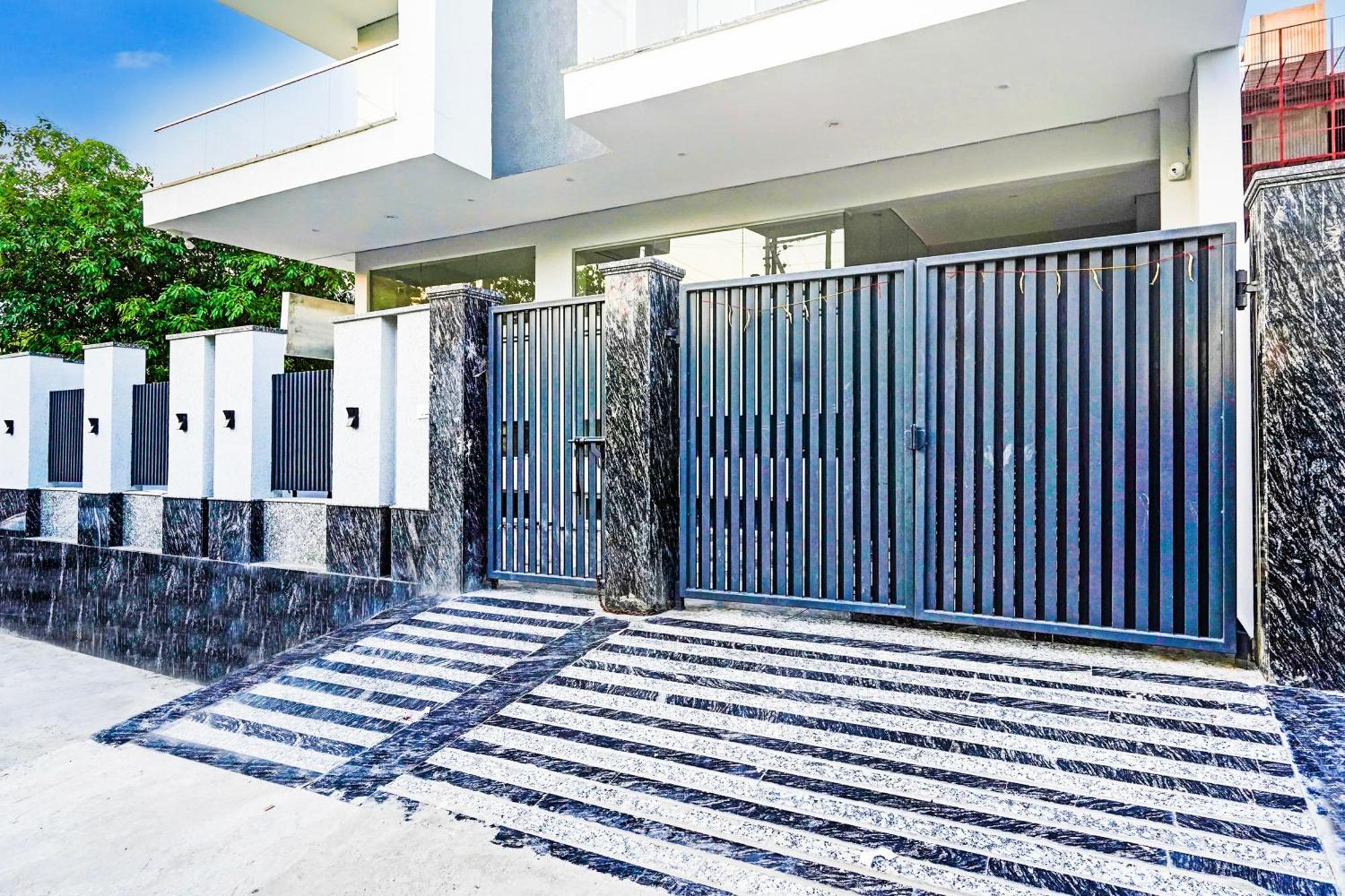 Super Townhouse Sector 86 Near Sector 83 Metro Station Hotel Noida Kültér fotó