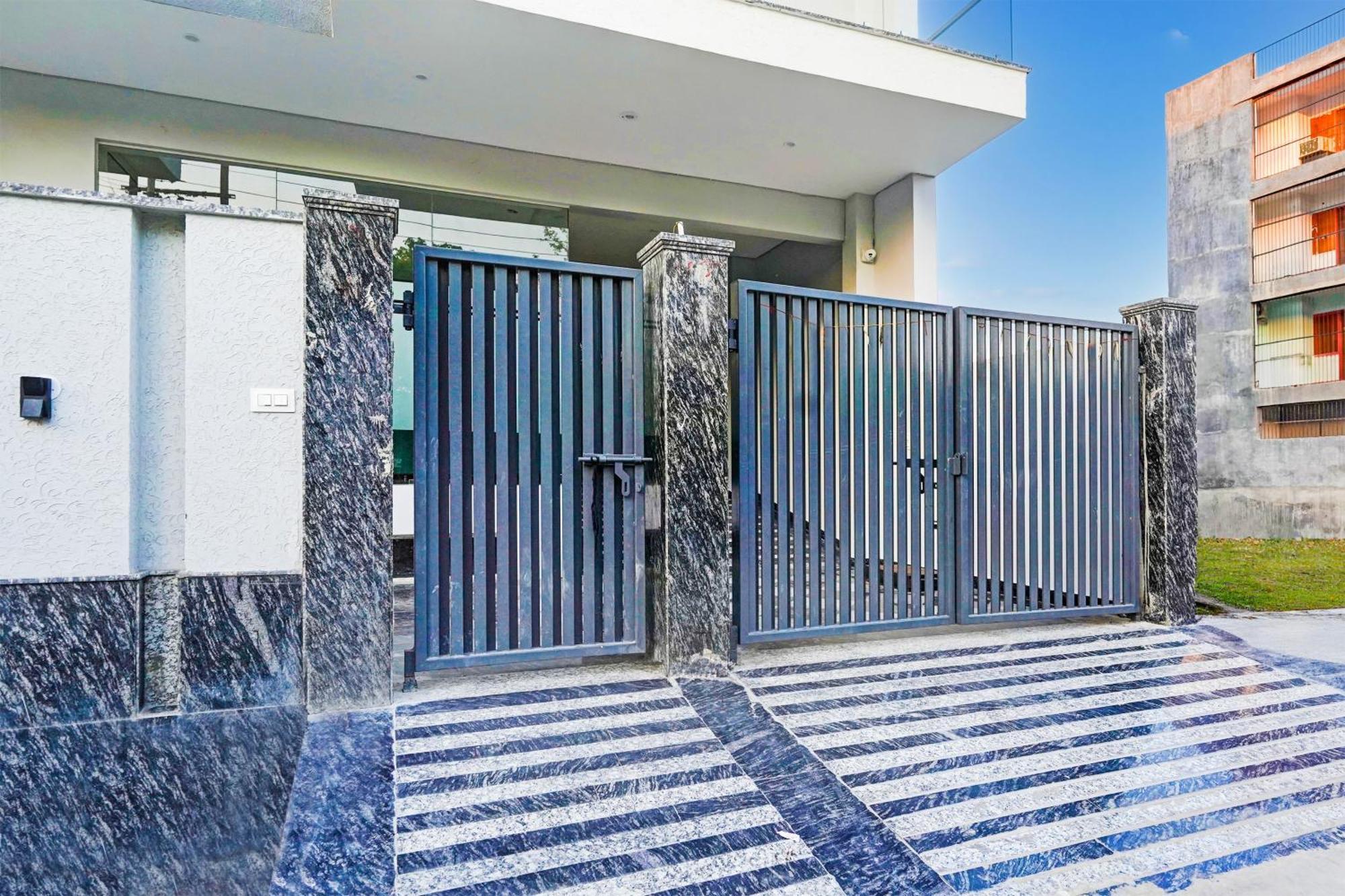 Super Townhouse Sector 86 Near Sector 83 Metro Station Hotel Noida Kültér fotó