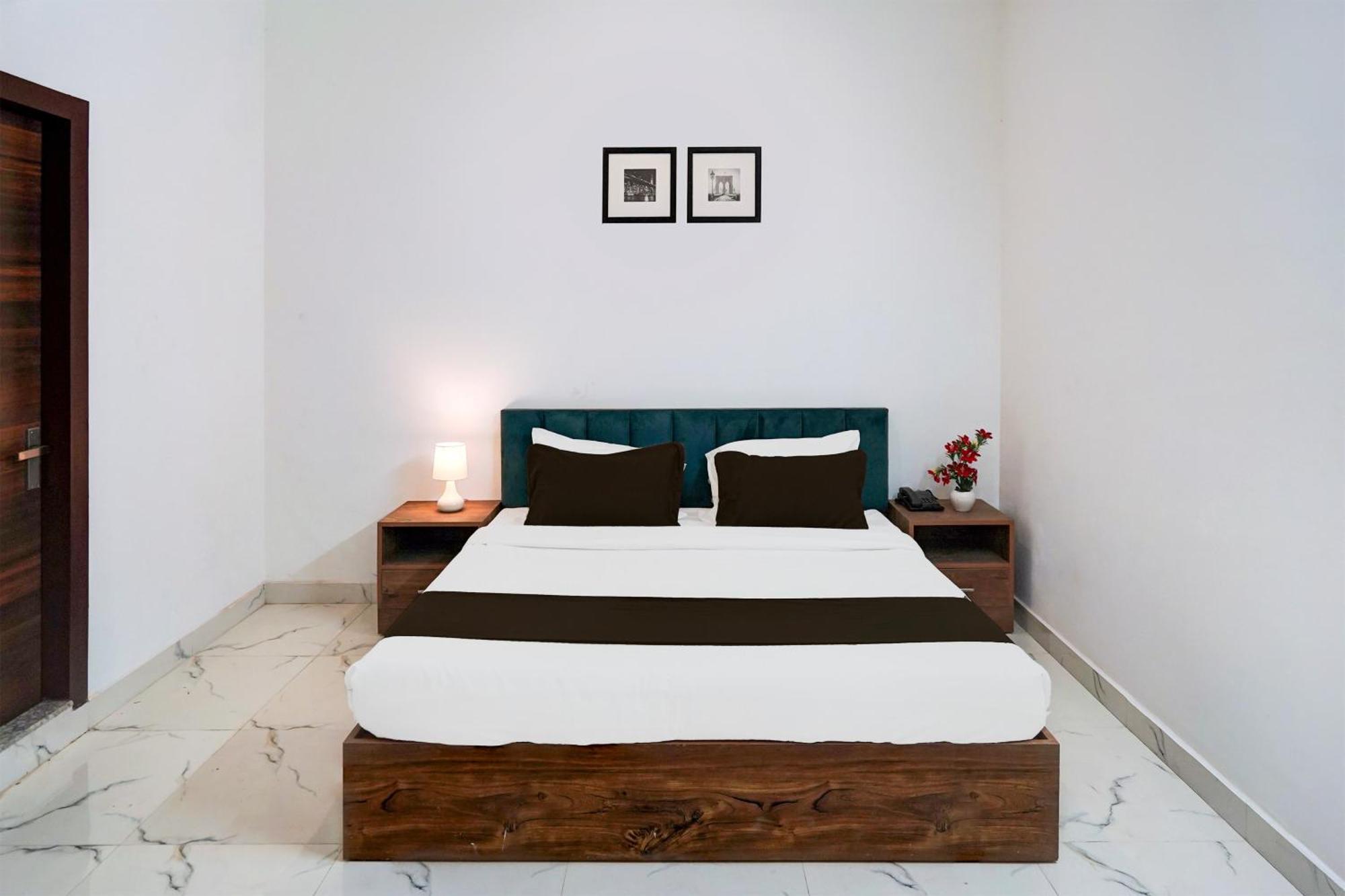 Super Townhouse Sector 86 Near Sector 83 Metro Station Hotel Noida Kültér fotó